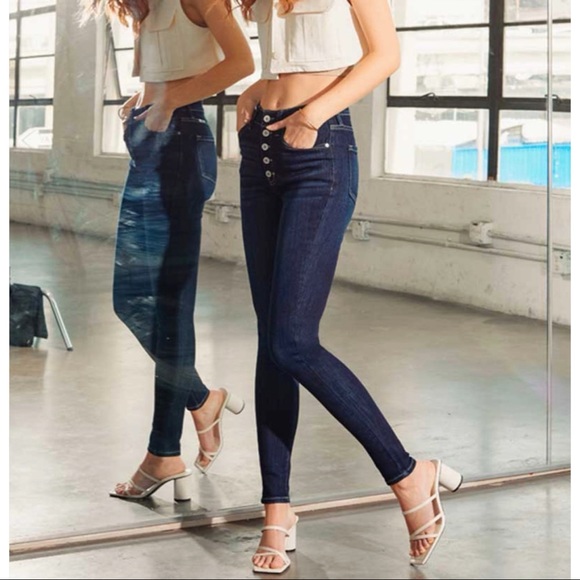 ✨Birdie • High Rise Super Skinny Jeans - Curvy - Picture 5 of 11